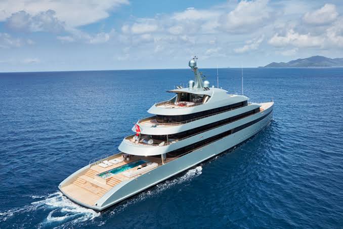 Super Yacht Charter Cost